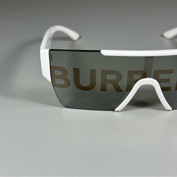 [SOLD] BURBERRY B 4291 3007/H 140 2N Rectangle Shield Sunglasses - Picture 2 of 11